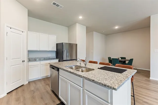 $3,000 | 7537 Prairie Holly Lane, Venus, TX 76084