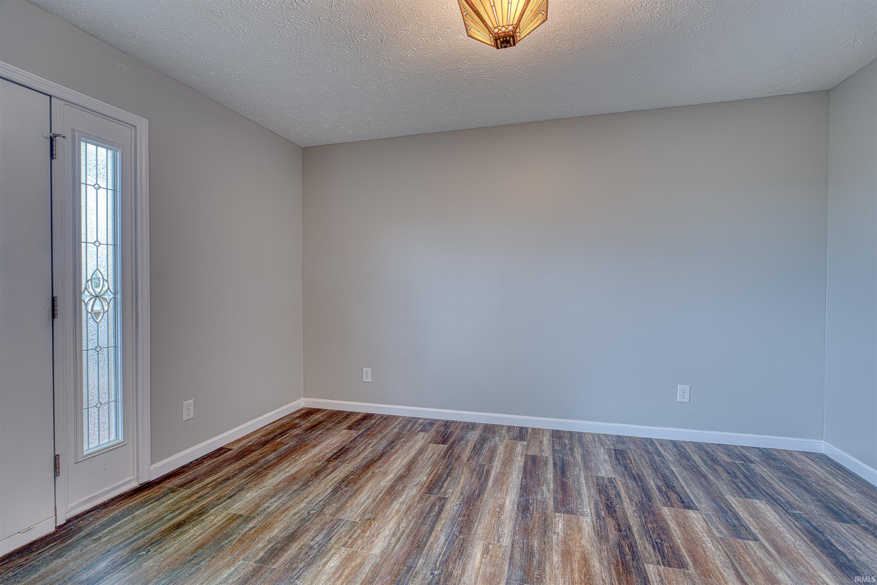 2645 Oak Hill Road Evansville, IN 47711 - Photo 3 of 36