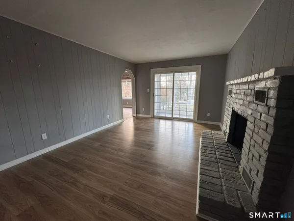 $385,000 | 310 Lestertown Road, Groton, CT 06340