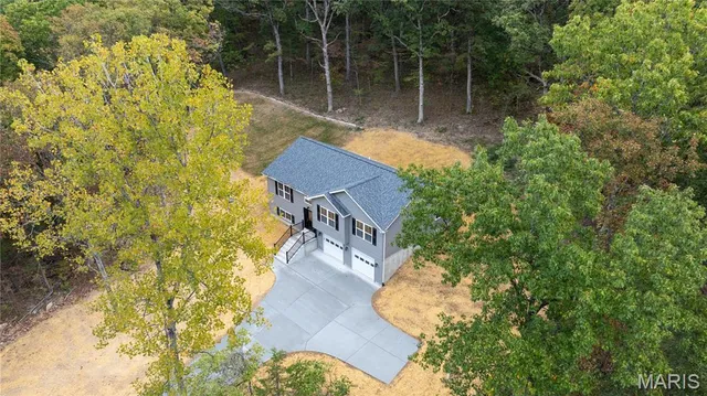 $399,000 | 6650 Shenandoah Drive, Dittmer, MO 63023