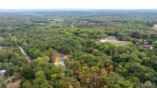 $399,000 | 6650 Shenandoah Drive, Dittmer, MO 63023