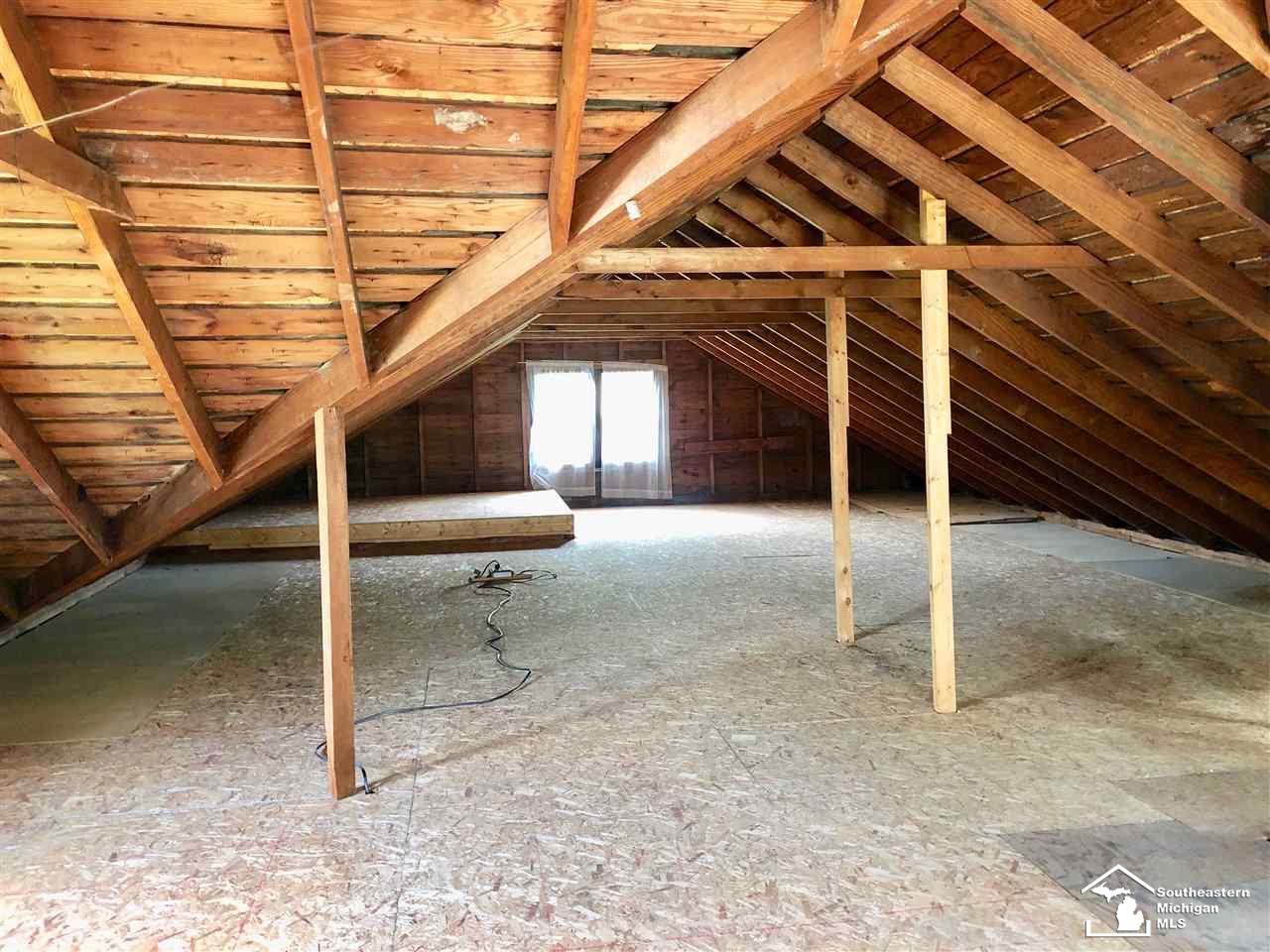 928 Cole Road Monroe, MI 48162 - Photo 31 of 32 31396429-30.JPG
