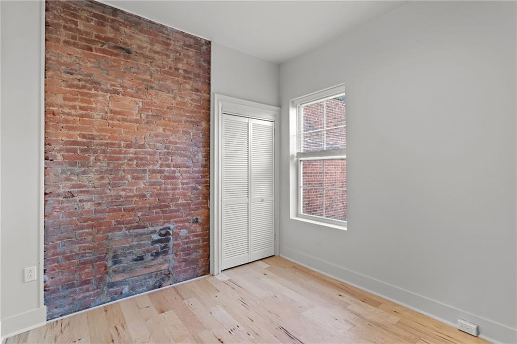 2011 Forbes Avenue Pittsburgh, PA 15219 - Photo 25 of 41