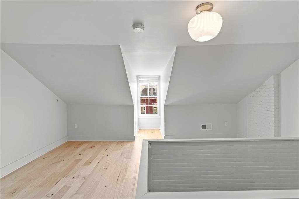 2011 Forbes Avenue Pittsburgh, PA 15219 - Photo 30 of 41