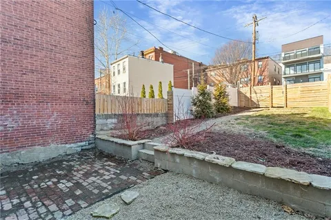 $399,000 | 2011 Forbes Avenue, Pittsburgh, PA 15219