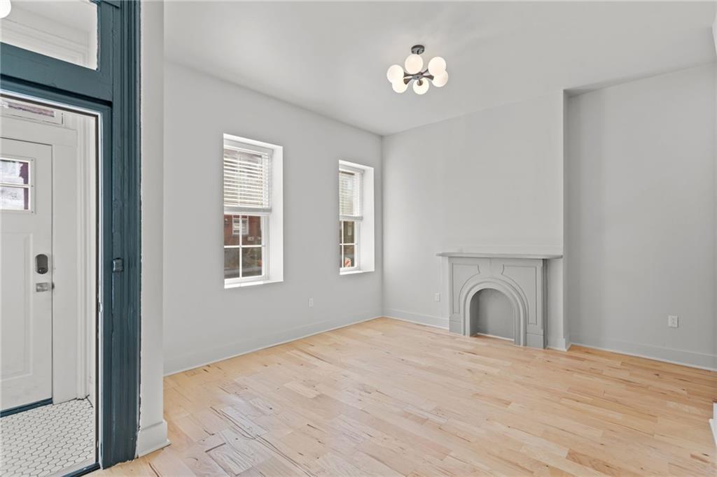 2011 Forbes Avenue Pittsburgh, PA 15219 - Photo 4 of 41