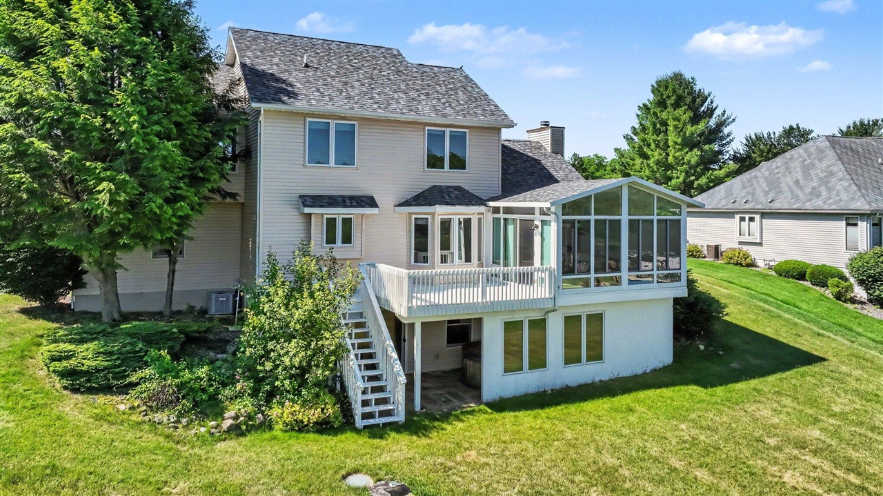 14 Blue Stone Ridge Battle Creek, MI 49014 - Photo 3 of 33