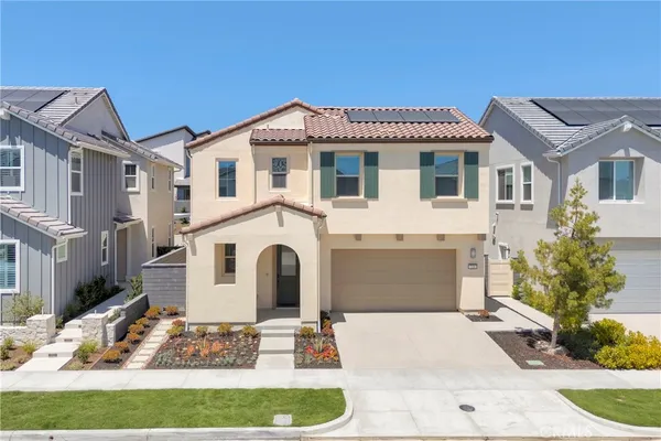 $1,389,999 | 721 Crested Lark, Rancho Mission Viejo, CA 92694