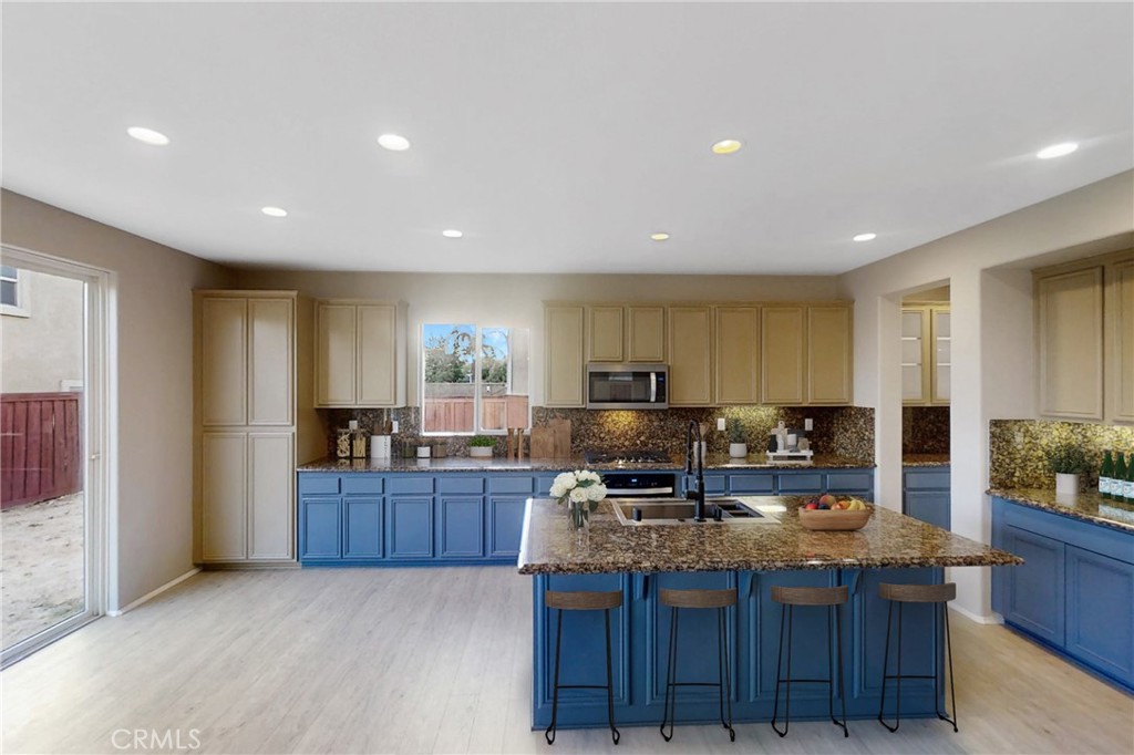 37385 Brutus Way Beaumont, CA 92223 - Photo 11 of 48 Kitchen - Virtually Staged