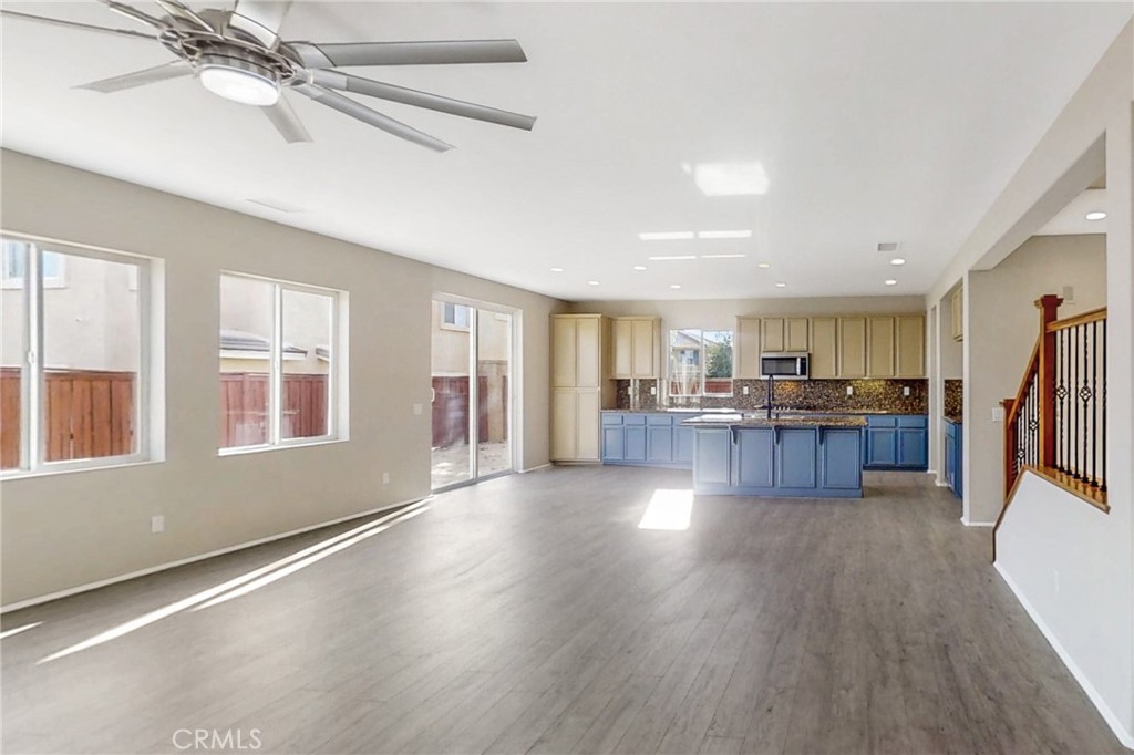 37385 Brutus Way Beaumont, CA 92223 - Photo 16 of 48 Family Room