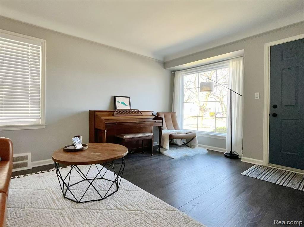 3303 Chester Road Royal Oak, MI 48073 - Photo 10 of 33