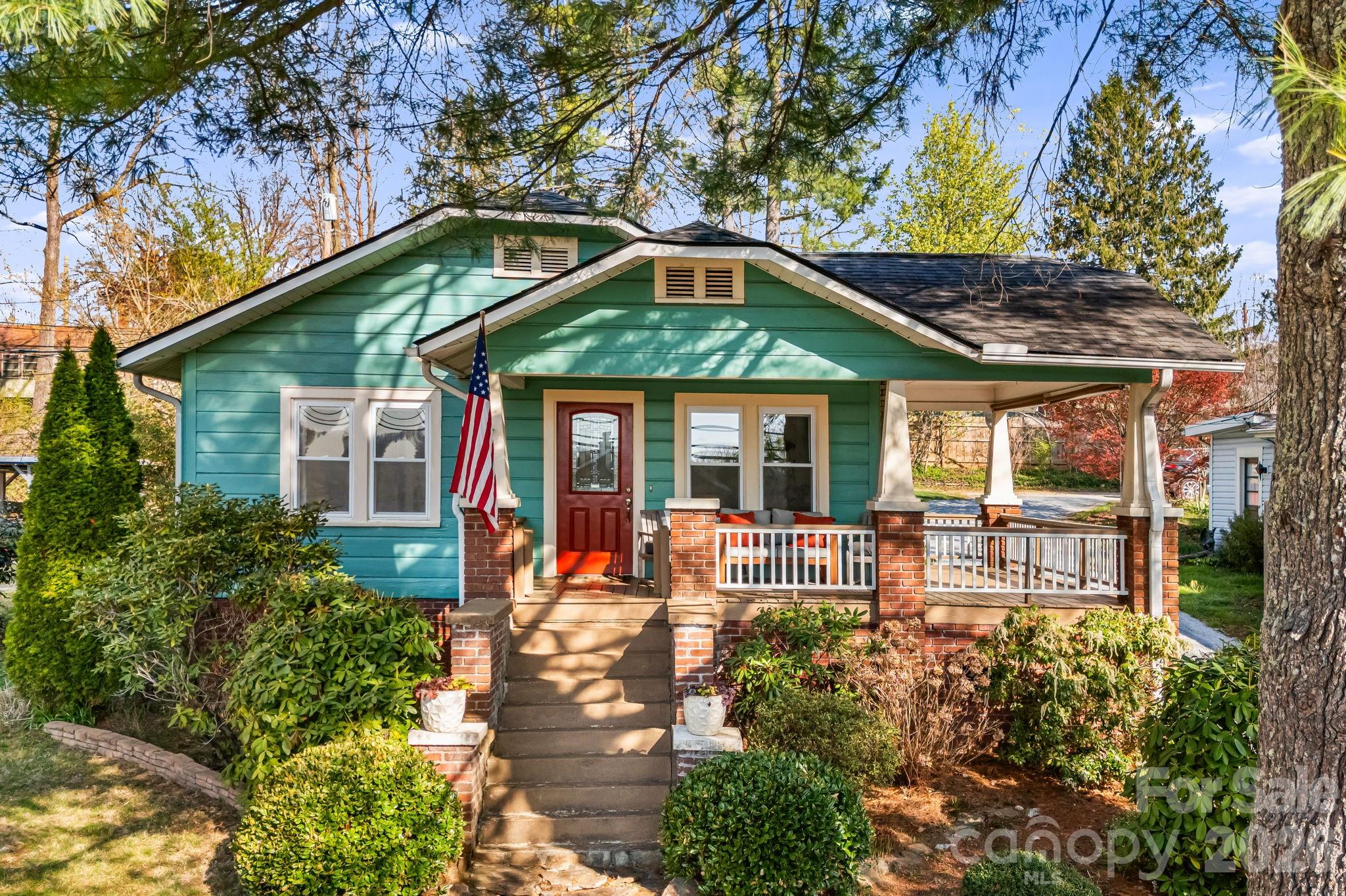 1207 Willow Road Hendersonville, NC 28739 - Photo 1 of 30