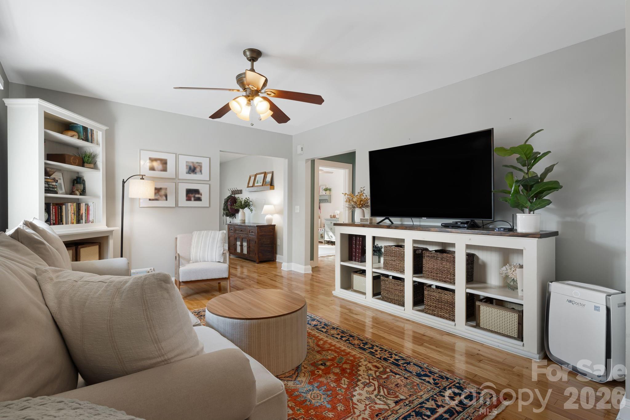 1207 Willow Road Hendersonville, NC 28739 - Photo 8 of 30