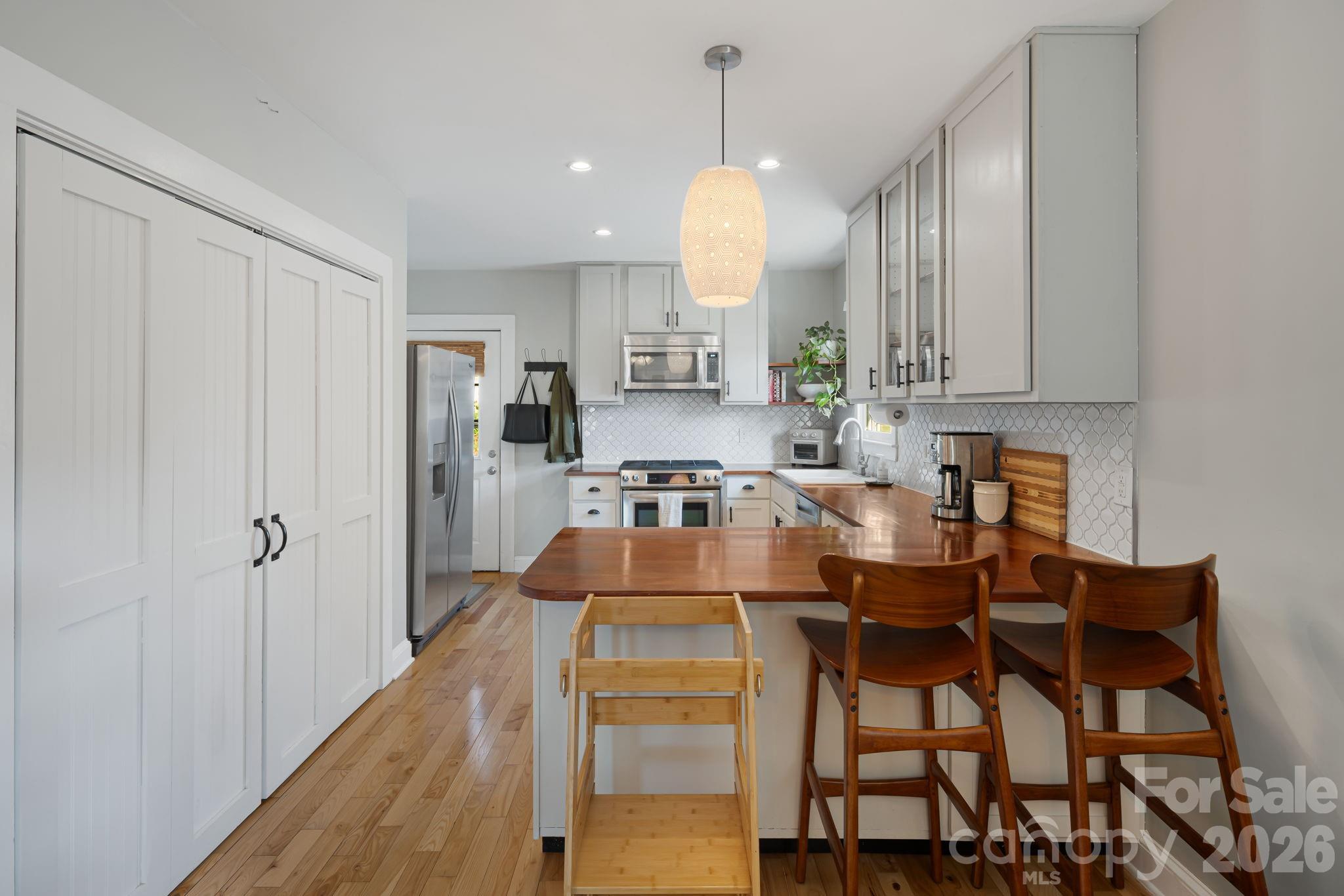 1207 Willow Road Hendersonville, NC 28739 - Photo 9 of 30