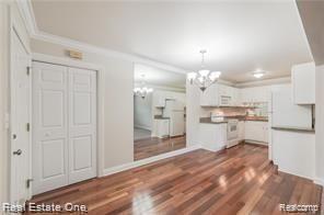 2377 Walton Boulevard, Unit 15 Rochester Hills, MI 48309 - Photo 4 of 9
