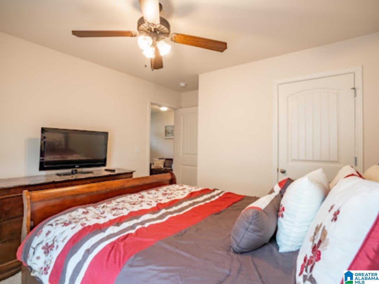 2042 Kerry Circle Calera, AL 35040 - Photo 19 of 26