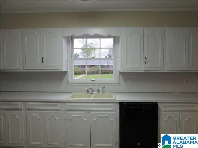 201 Popwell Avenue Clanton, AL 35045 - Photo 8 of 32