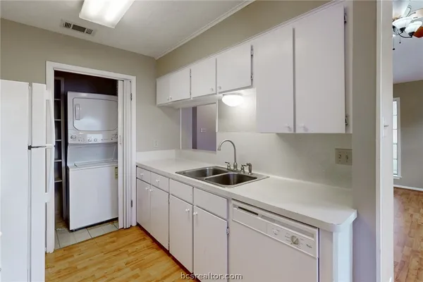 $211,000 | 2519 Cross Timbers Drive, College Station, TX 77840