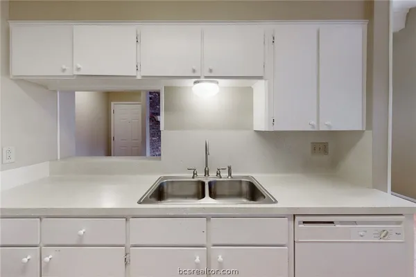 $211,000 | 2519 Cross Timbers Drive, College Station, TX 77840