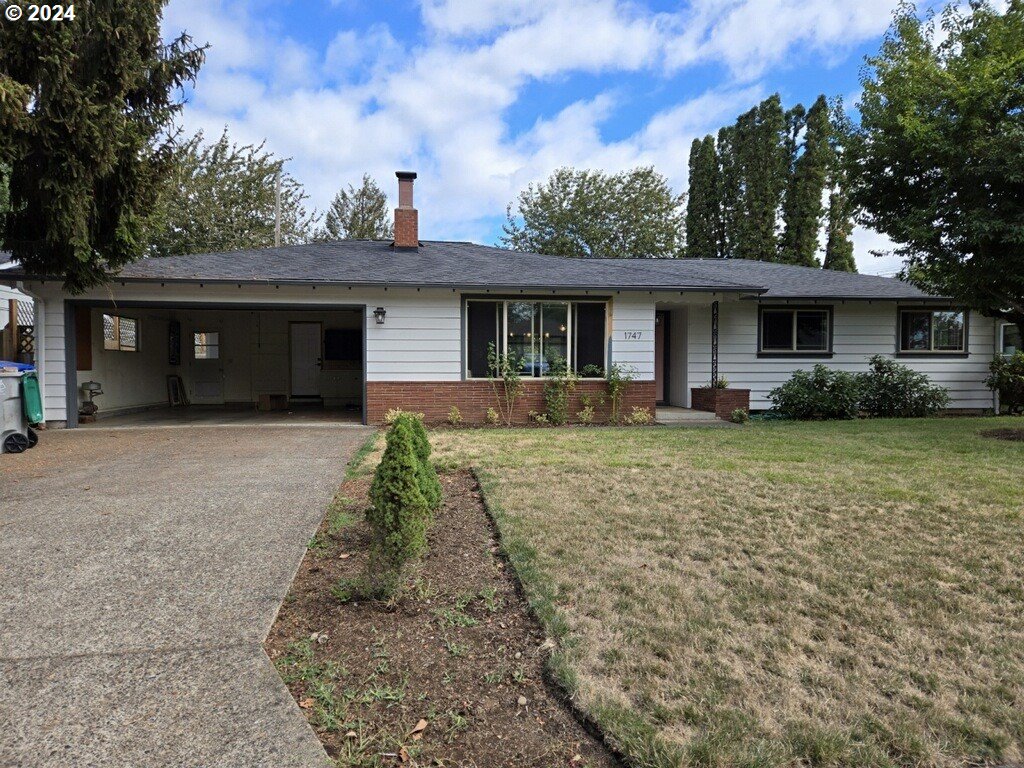 1747 Ridgefield Street Eugene, OR 97404 - Photo 1 of 46 Gallery Image 1