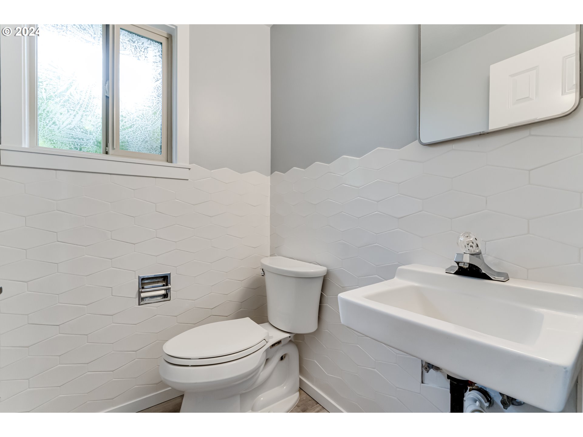 1747 Ridgefield Street Eugene, OR 97404 - Photo 14 of 46 Gallery Image 14