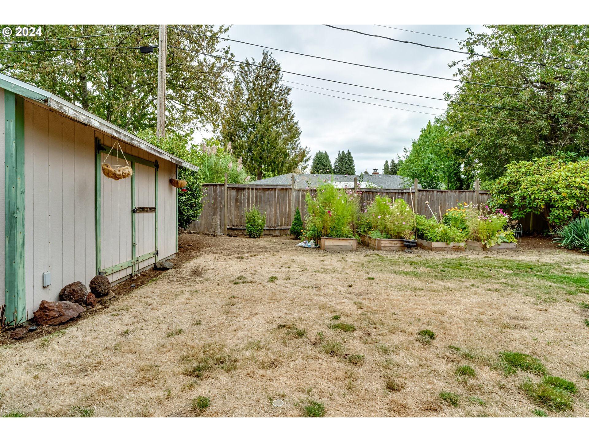 1747 Ridgefield Street Eugene, OR 97404 - Photo 37 of 46 Gallery Image 37