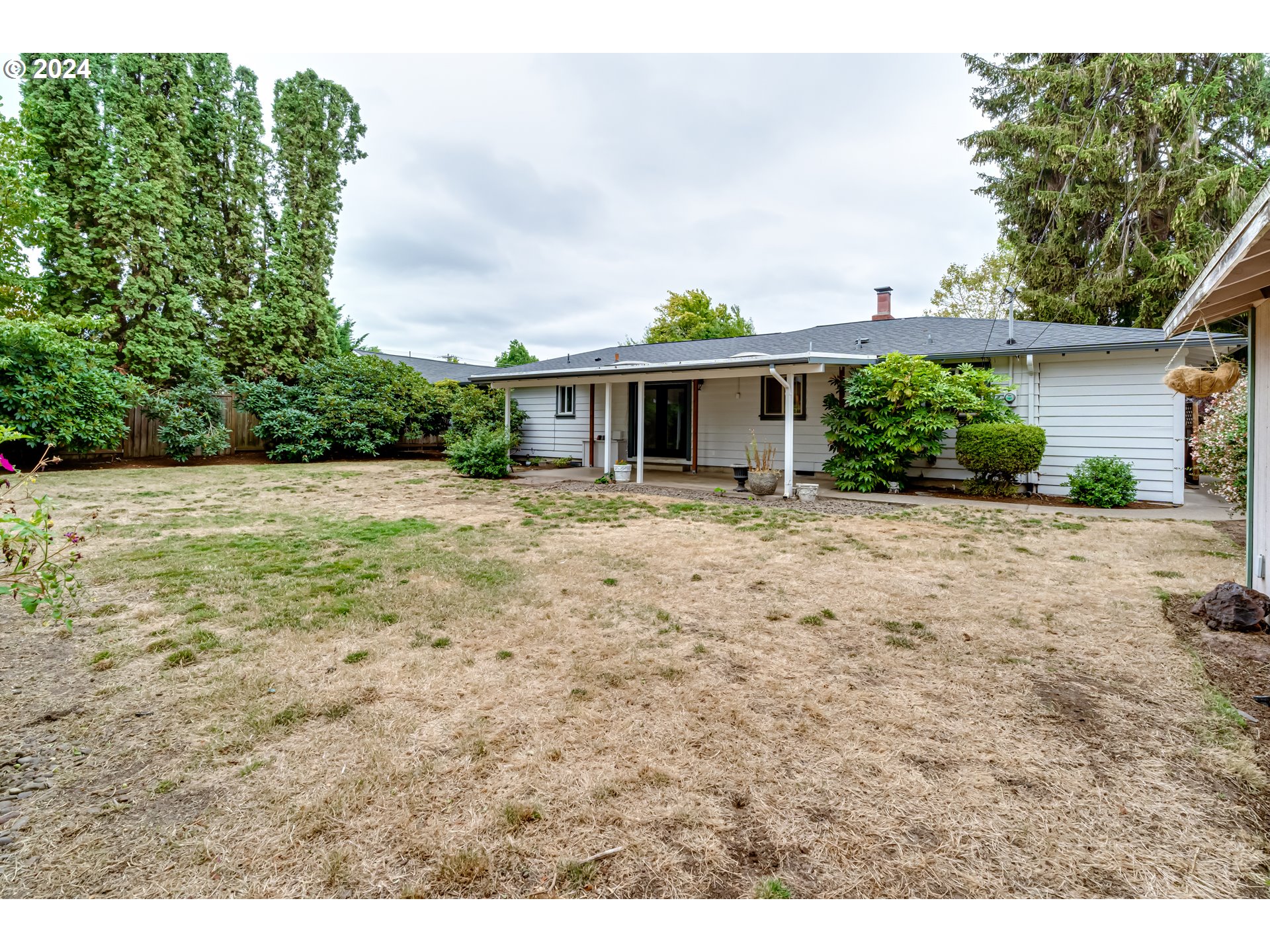 1747 Ridgefield Street Eugene, OR 97404 - Photo 38 of 46 Gallery Image 38