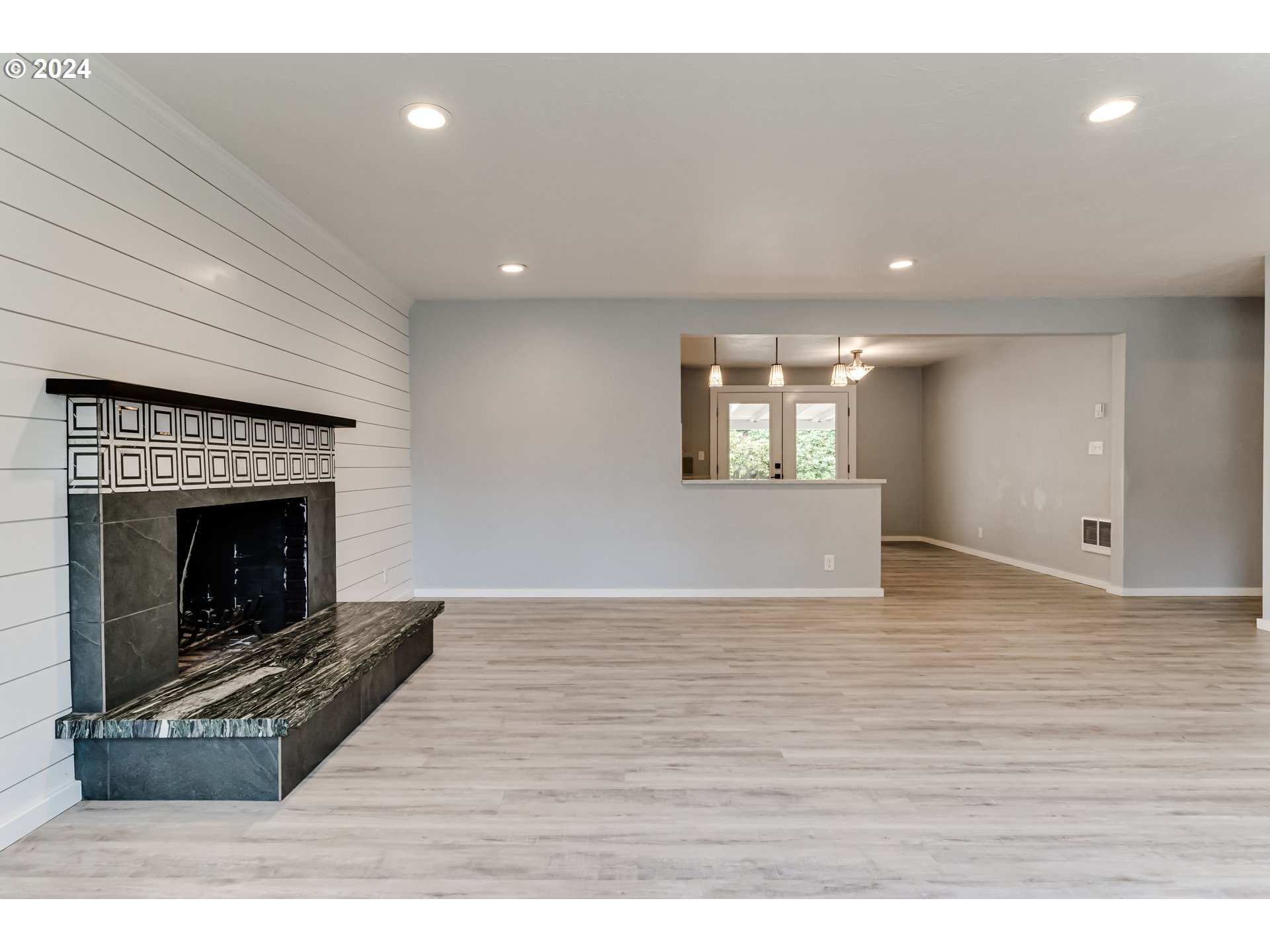 1747 Ridgefield Street Eugene, OR 97404 - Photo 5 of 46 Gallery Image 5