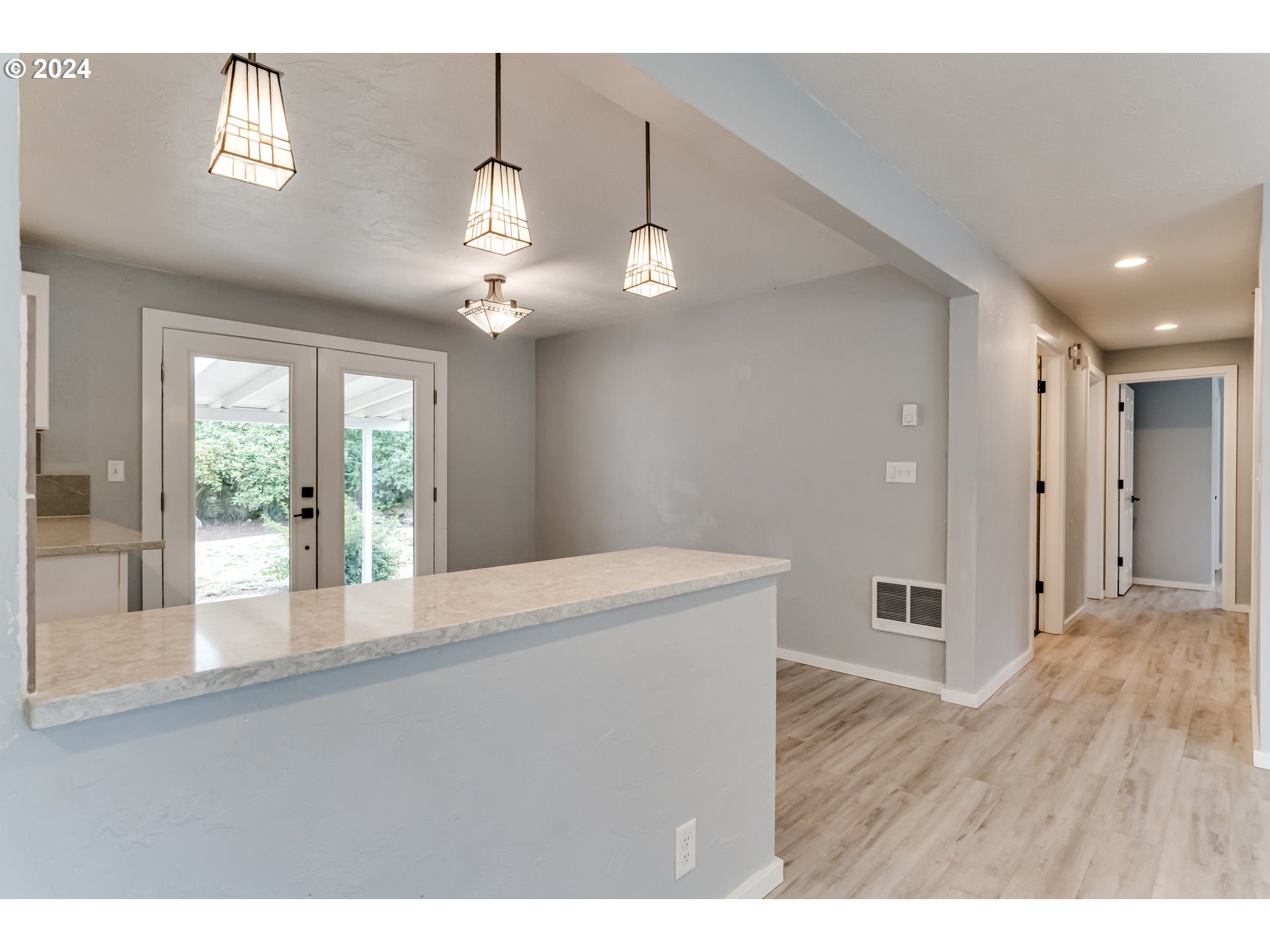 1747 Ridgefield Street Eugene, OR 97404 - Photo 6 of 46 Gallery Image 6