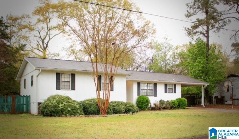 918 Southwest Dennis Street Jacksonville, AL 36265 - Photo 1 of 34