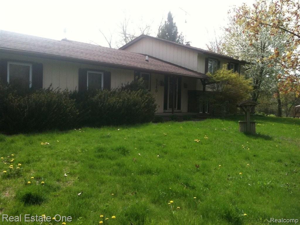 5140 Preston Road Howell, MI 48855 - Photo 1 of 6 photo (4).JPG