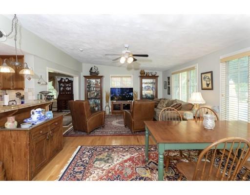 11 Lovell Road Lynnfield, MA 01940 - Photo 11 of 41 Gallery Image 11
