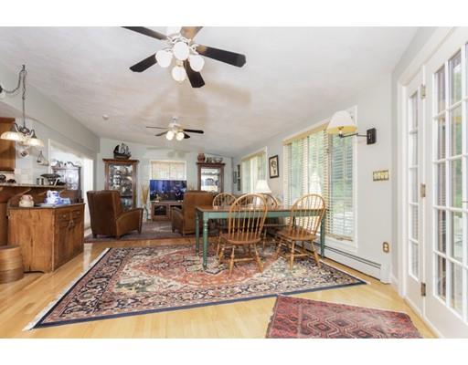 11 Lovell Road Lynnfield, MA 01940 - Photo 14 of 41 Gallery Image 14