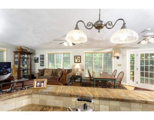 11 Lovell Road Lynnfield, MA 01940 - Photo 19 of 41 Gallery Image 19