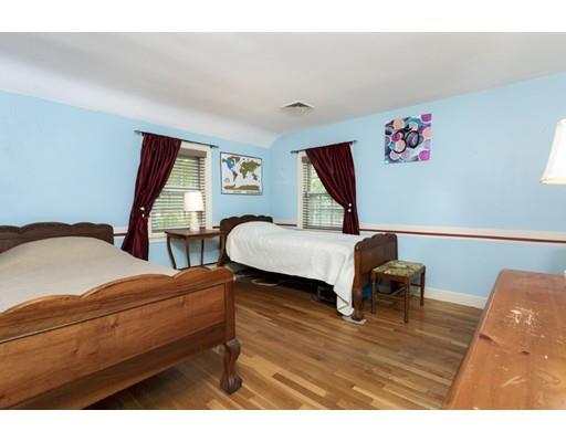 11 Lovell Road Lynnfield, MA 01940 - Photo 21 of 41 Gallery Image 21