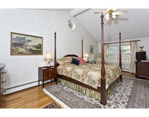 11 Lovell Road Lynnfield, MA 01940 - Photo 26 of 41 Gallery Image 26