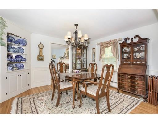 11 Lovell Road Lynnfield, MA 01940 - Photo 6 of 41 Gallery Image 6