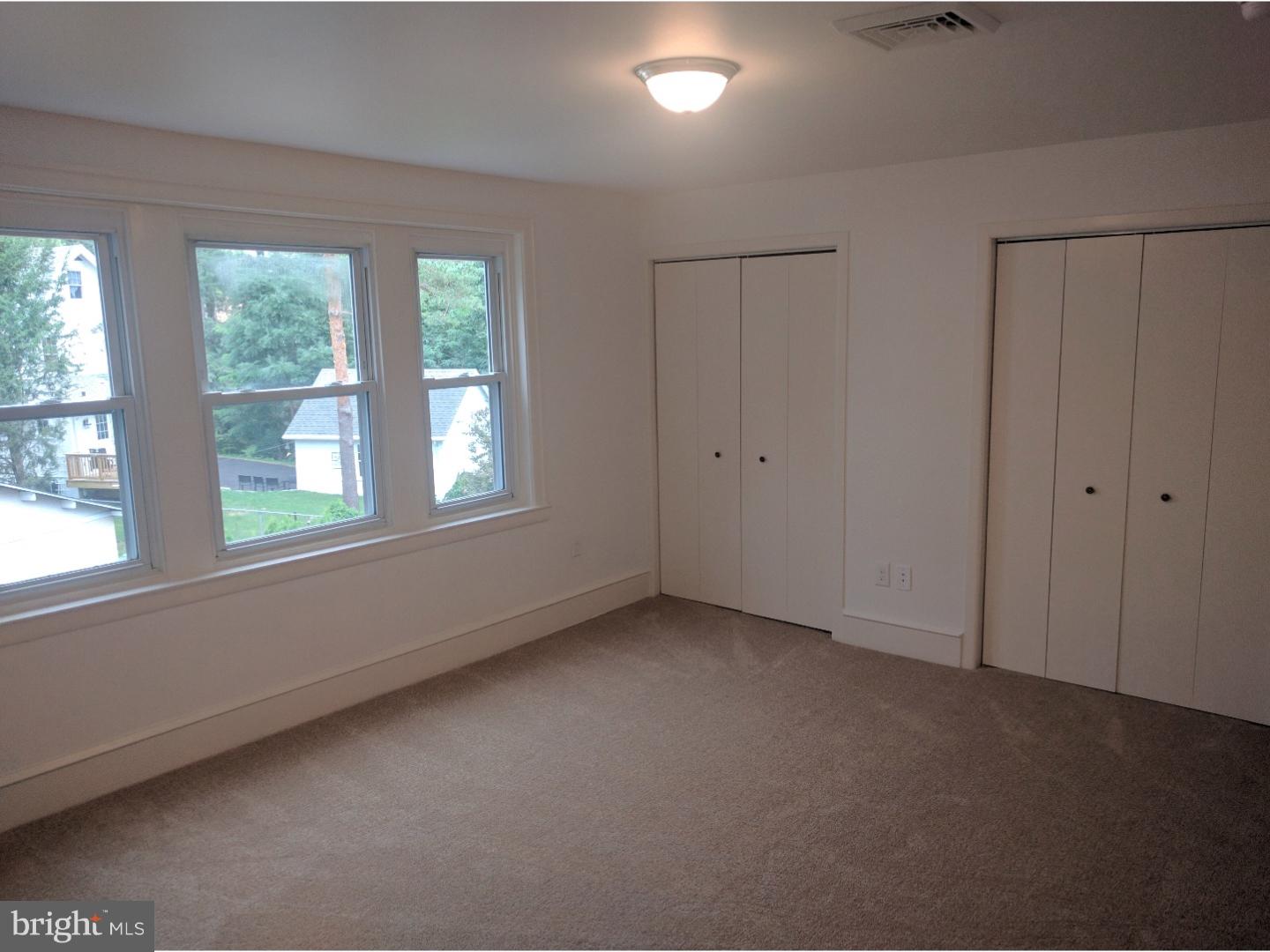 228 East Manoa Road Havertown, PA 19083 - Photo 12 of 16