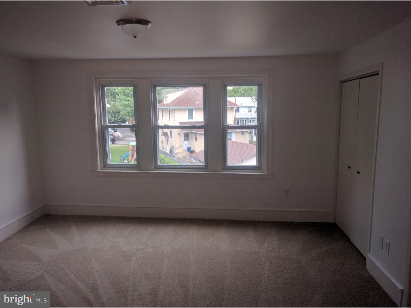 228 East Manoa Road Havertown, PA 19083 - Photo 9 of 16