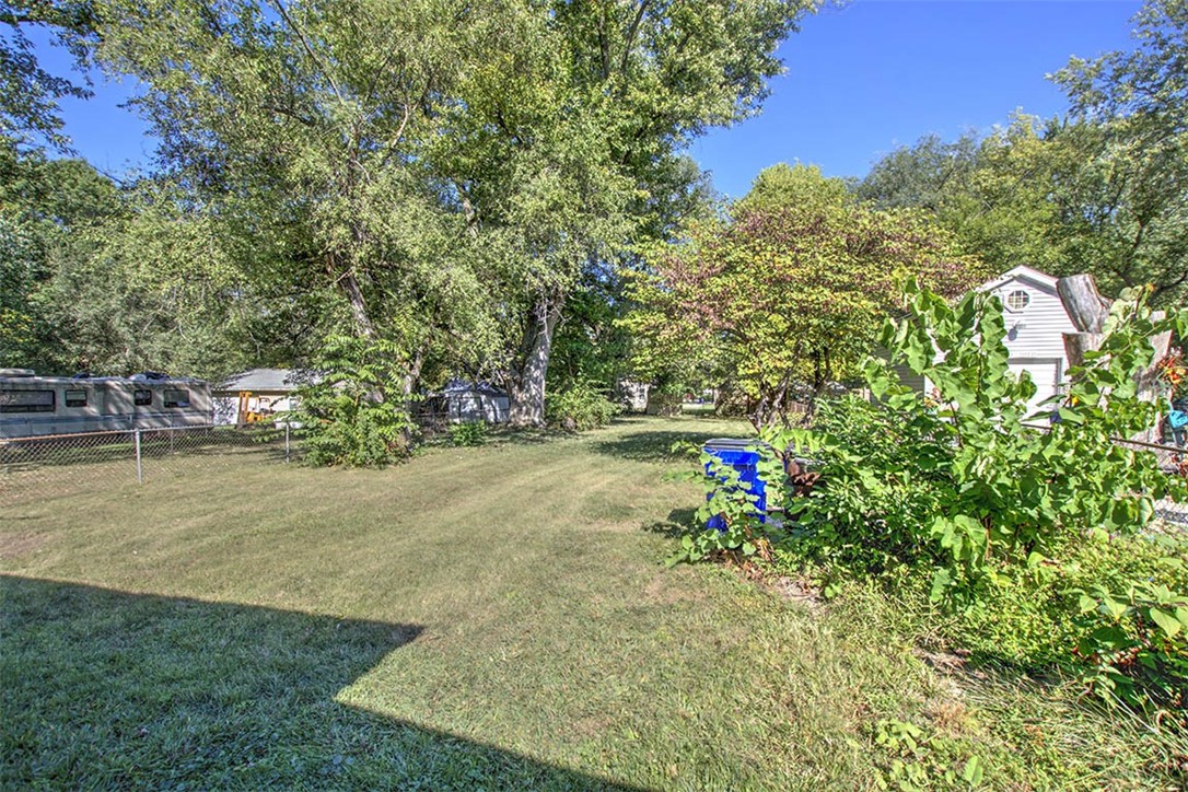 3948 East Grand Avenue Decatur, IL 62526 - Photo 19 of 20 Gallery Image 19