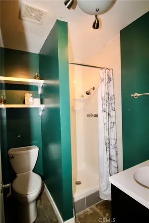 $7,000 | 22621 Dolorosa Street, Woodland Hills, CA 91367