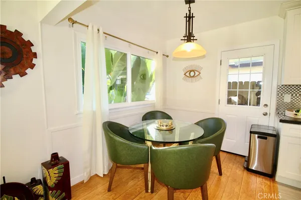 $7,000 | 22621 Dolorosa Street, Woodland Hills, CA 91367