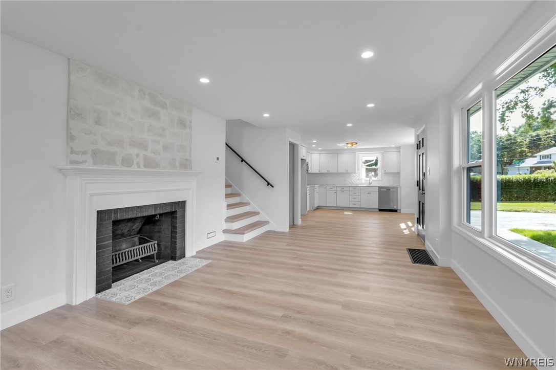 931 Hillside Drive Lewiston, NY 14092 - Photo 11 of 44