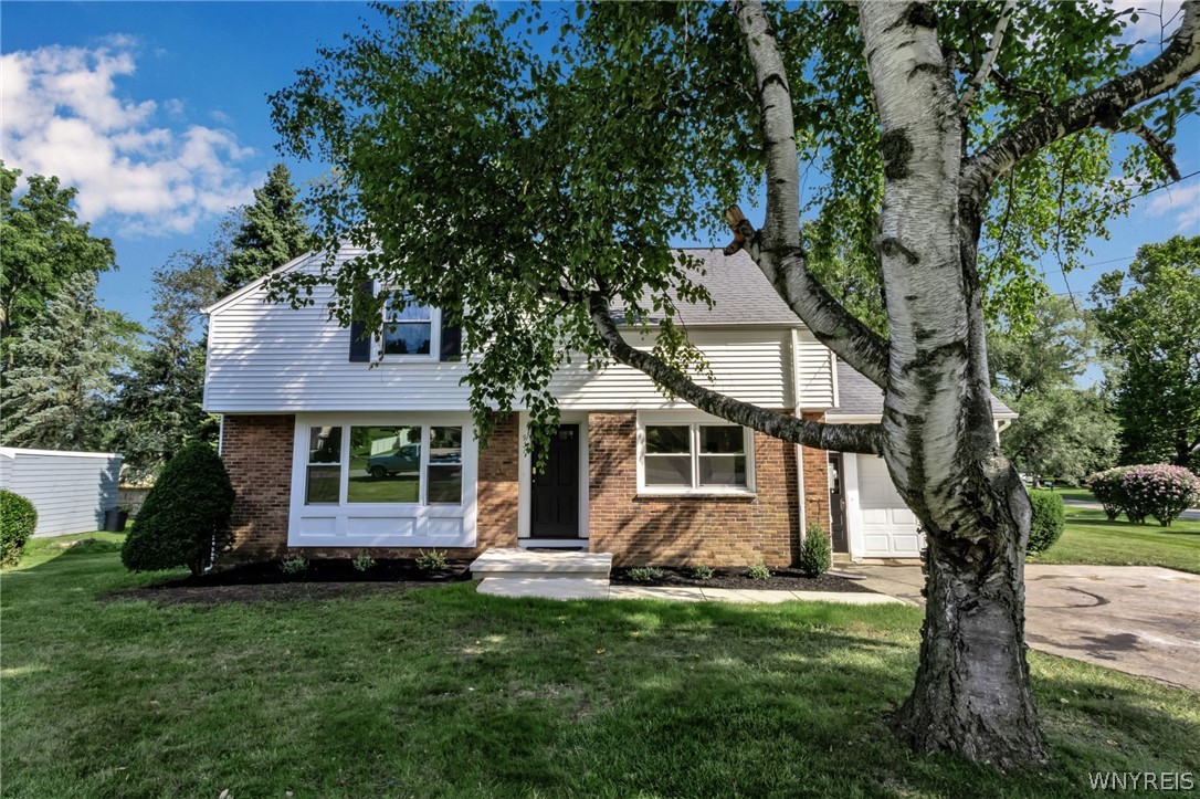 931 Hillside Drive Lewiston, NY 14092 - Photo 2 of 44