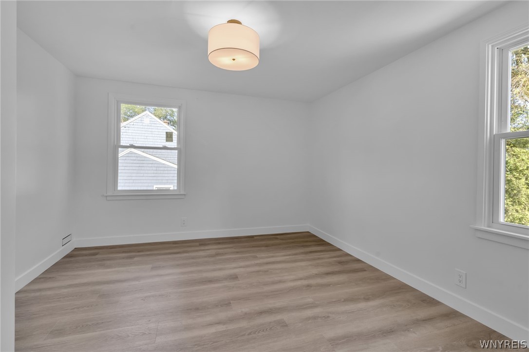 931 Hillside Drive Lewiston, NY 14092 - Photo 23 of 44