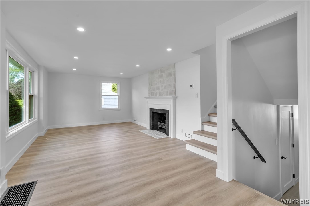 931 Hillside Drive Lewiston, NY 14092 - Photo 10 of 44