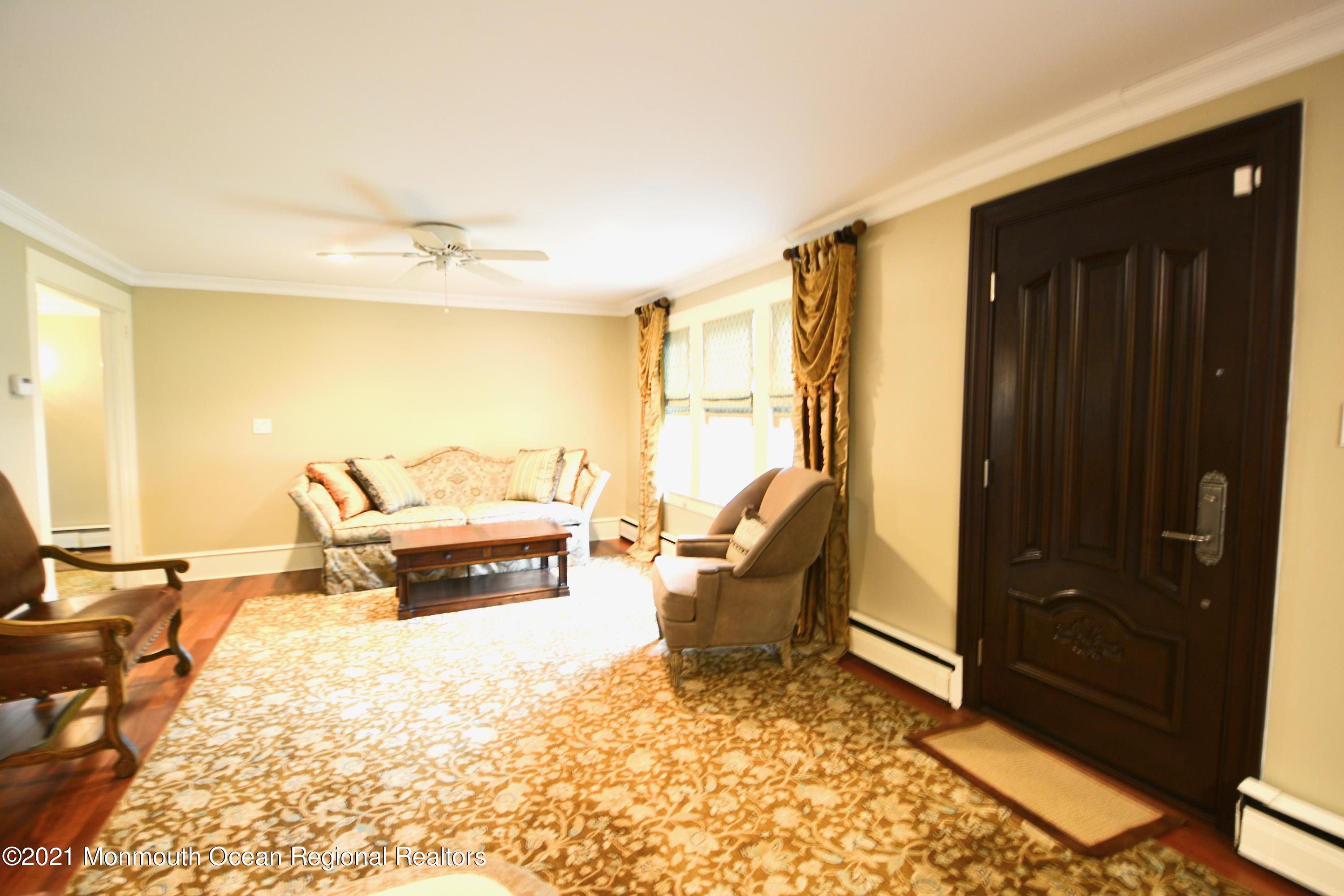 463 East Freehold Road Freehold, NJ 07728 - Photo 9 of 40 Living Room