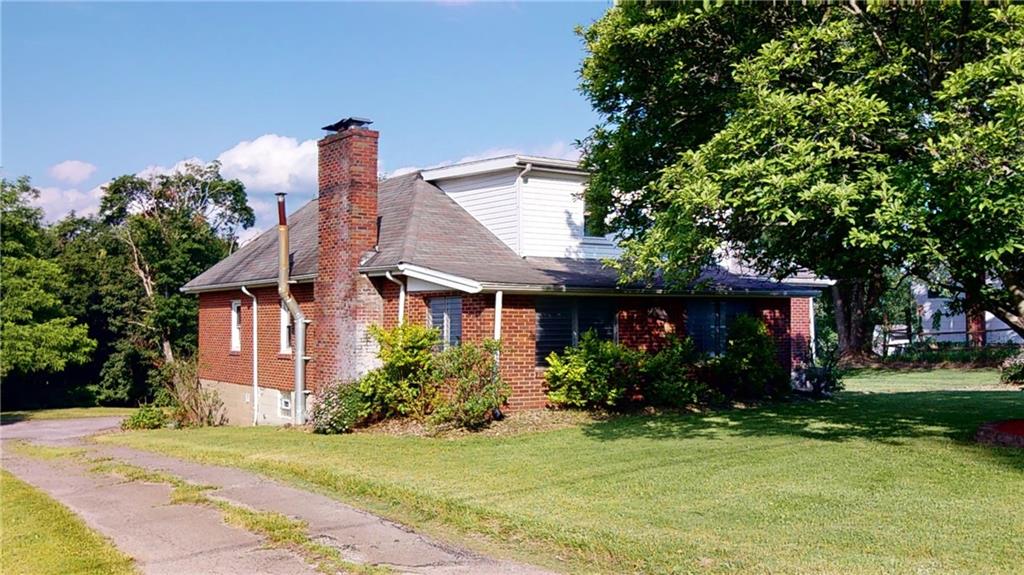 798 Mercer Road Butler, PA 16001 - Photo 2 of 25 Gallery Image 2