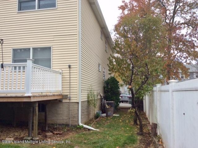 14 Rochelle Place Staten Island, NY 10312 - Photo 29 of 30 side