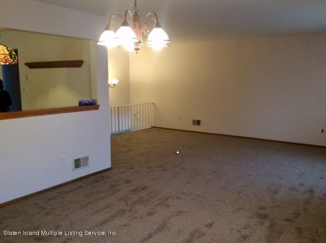 14 Rochelle Place Staten Island, NY 10312 - Photo 8 of 30 living room 2